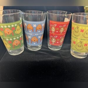 Dr Seuss Festive Animal Print Glass Set